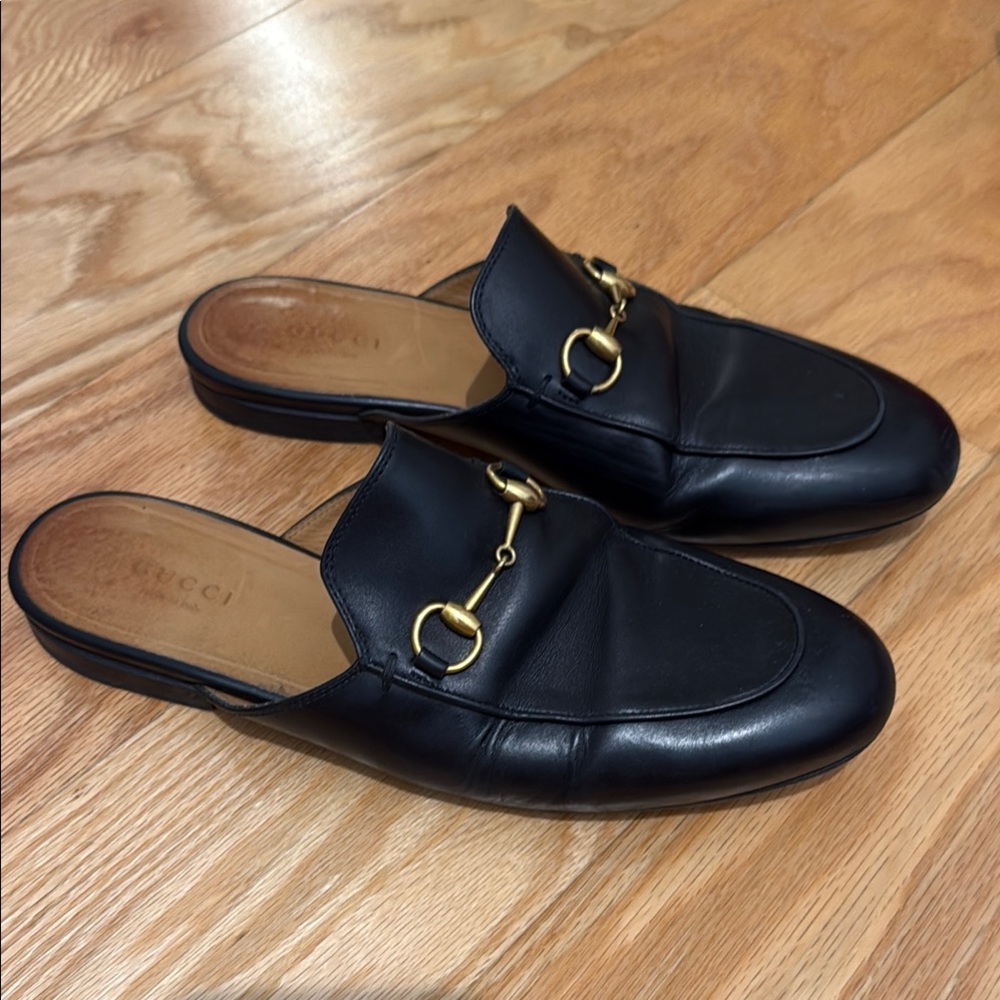 Gucci Black Leather Mules with Gold Detail Size 38 GUC